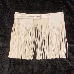 ⭐️SALE⭐️White Leather Fringe Belt